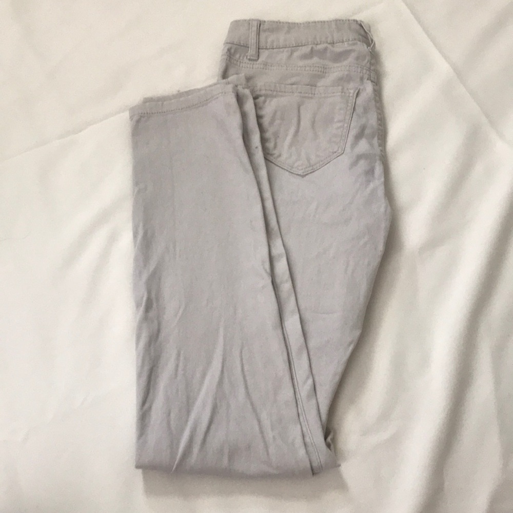 TAN/ CREAM SKINNY JEANS ( JUNIORS 0 )